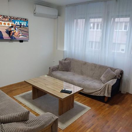 Budget Apartment Balkanika เบลเกรด ภายนอก รูปภาพ